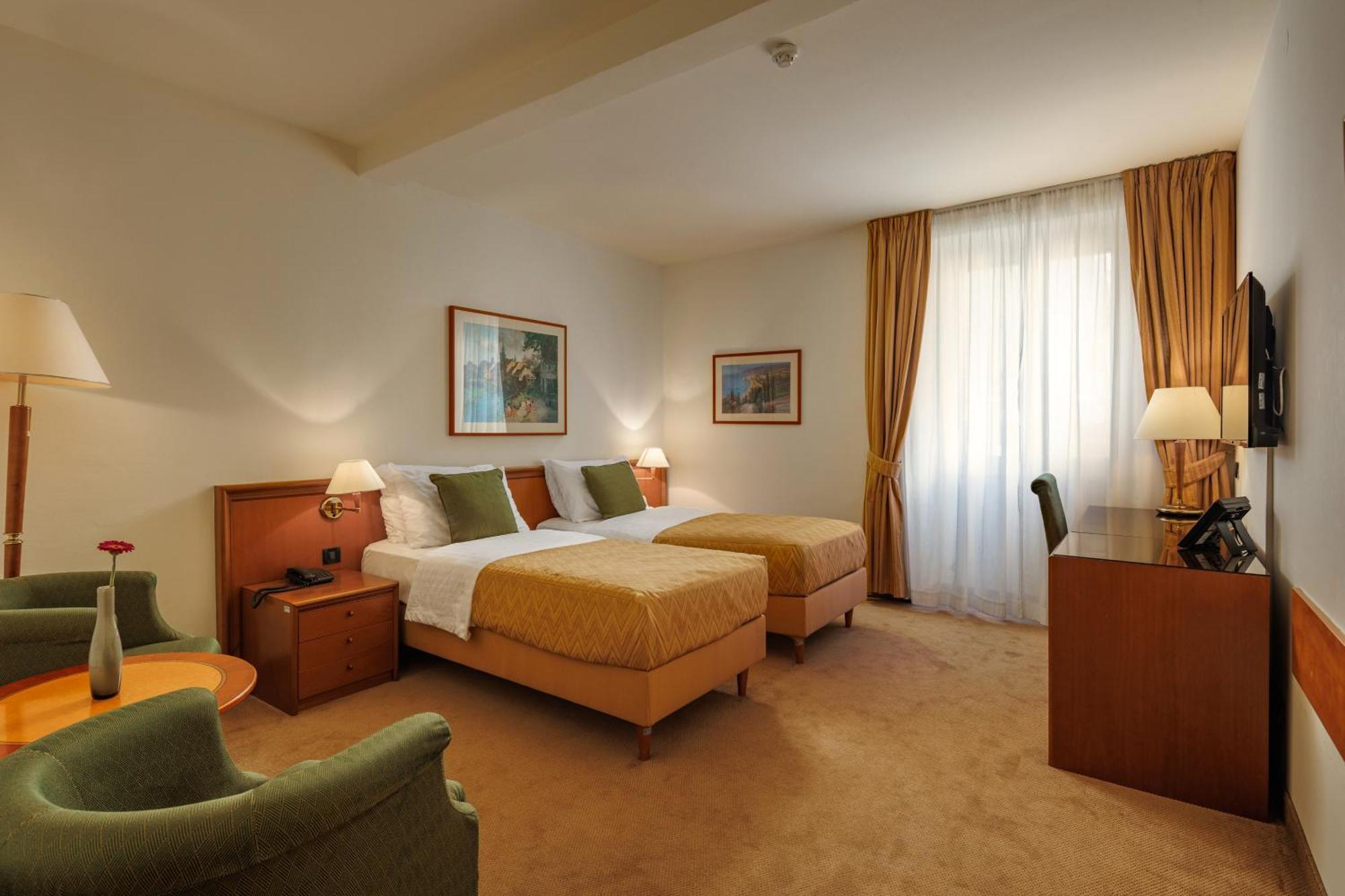 Hotel Grand Bonavia