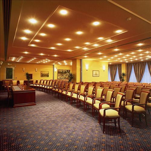 Hotel Grand Bonavia 4*