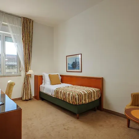 Grand Hotel Bonavia Fiume Esterno foto
